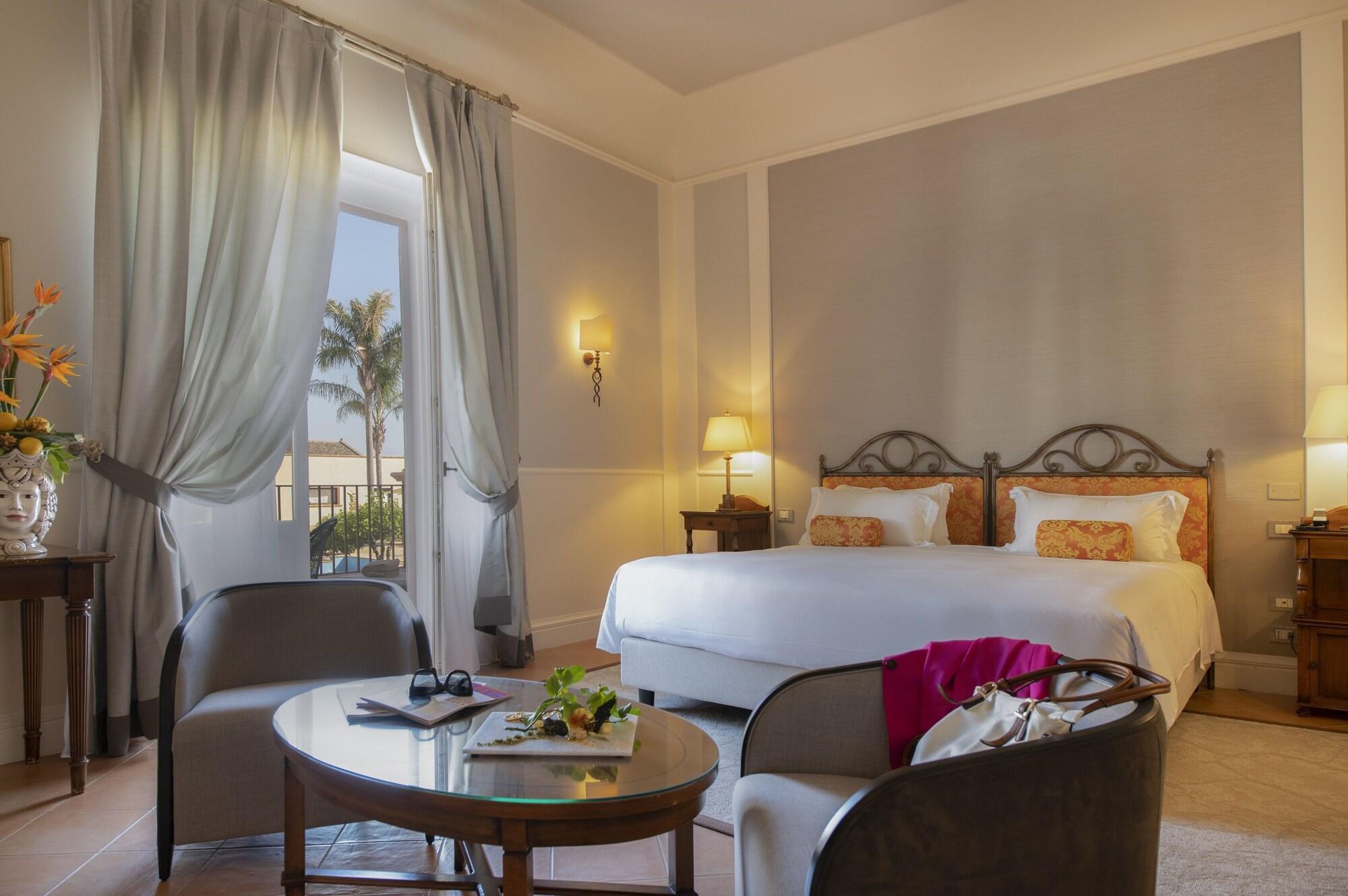 Almar Giardino Di Costanza Resort & Spa 마자라데발로 외부 사진